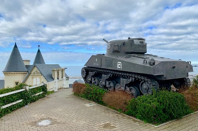 Normandy Battlefields D-Day Private Trip with VIP Services from Paris